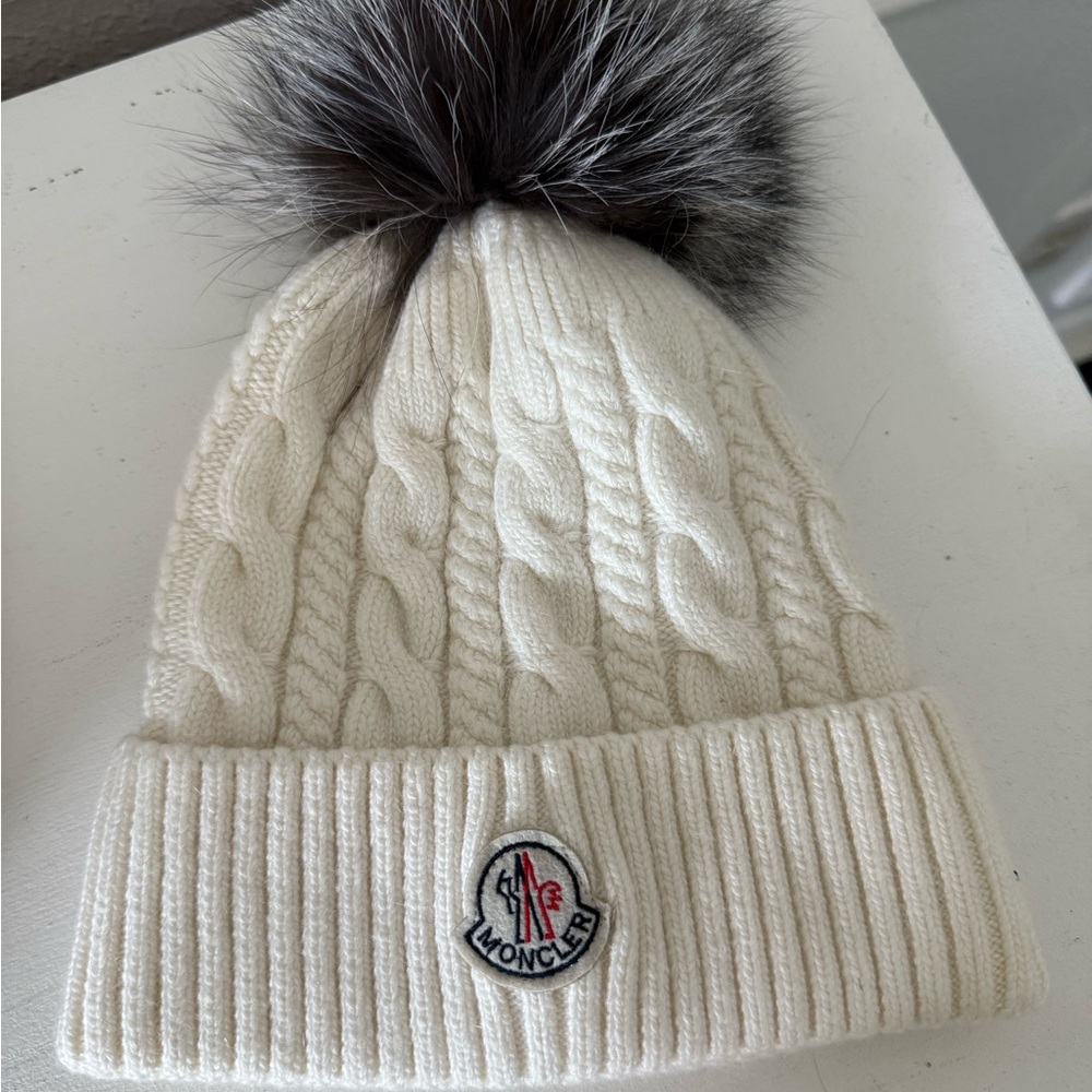 Cream Cable-Knit Pom Pom Beanie - Picture 1 of 3